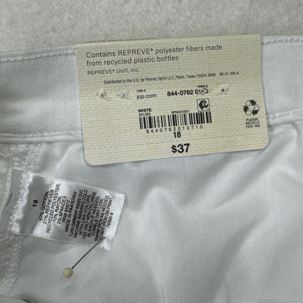 a.n.a. Shorts Women 18 White Denim High Rise MIDI 5 Inseam Stretch Casual Summer - Picture 10 of 11